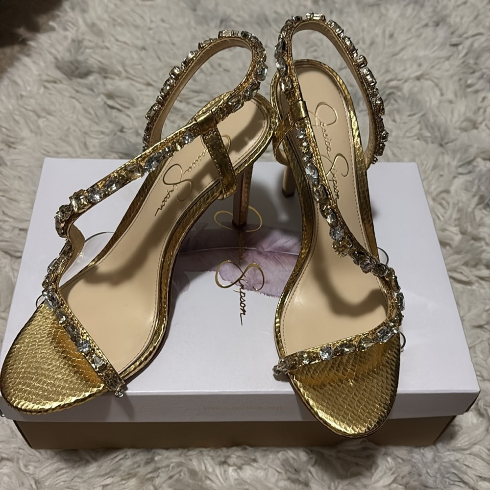 Jessica Simpson Jaycin metallic crystal embellishment strappy sandal Size 8M - Picture 11 of 17